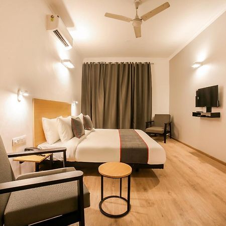 Hotel King Delhi Airport Nowe Delhi Zewnętrze zdjęcie